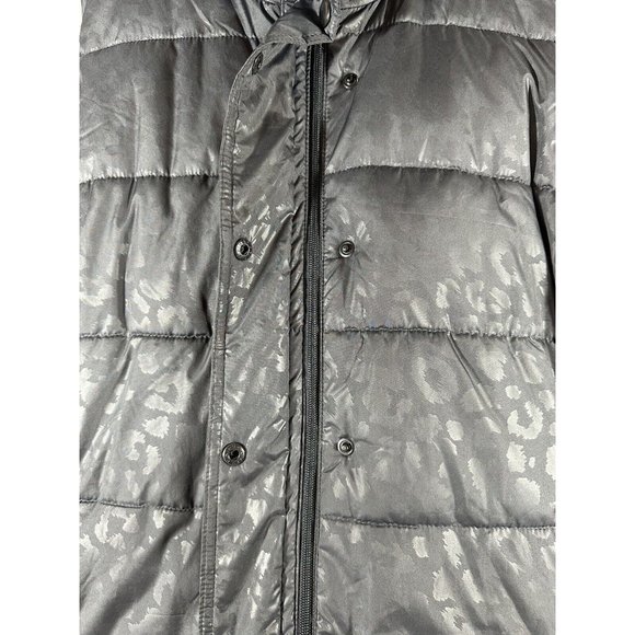 Old Navy Puffer Vest Size XXL Gray Zipper and Button Up Front Camo Print Warm - Picture 13 of 13